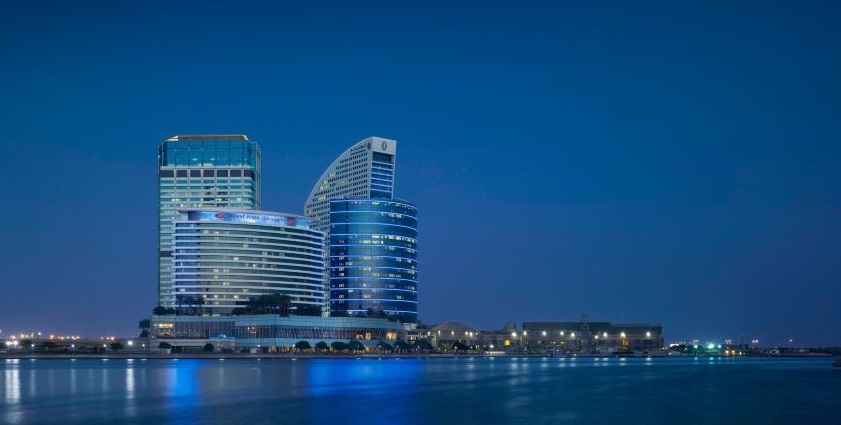 Golf-Holiday-Dubai-Crowne-Plaza1