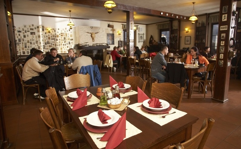 Golfurlaub-Malevil-Restaurant